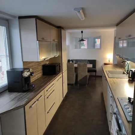 Apartman Lanzhot Exterior photo