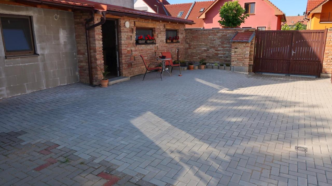 Apartman Lanzhot * Lanzhot