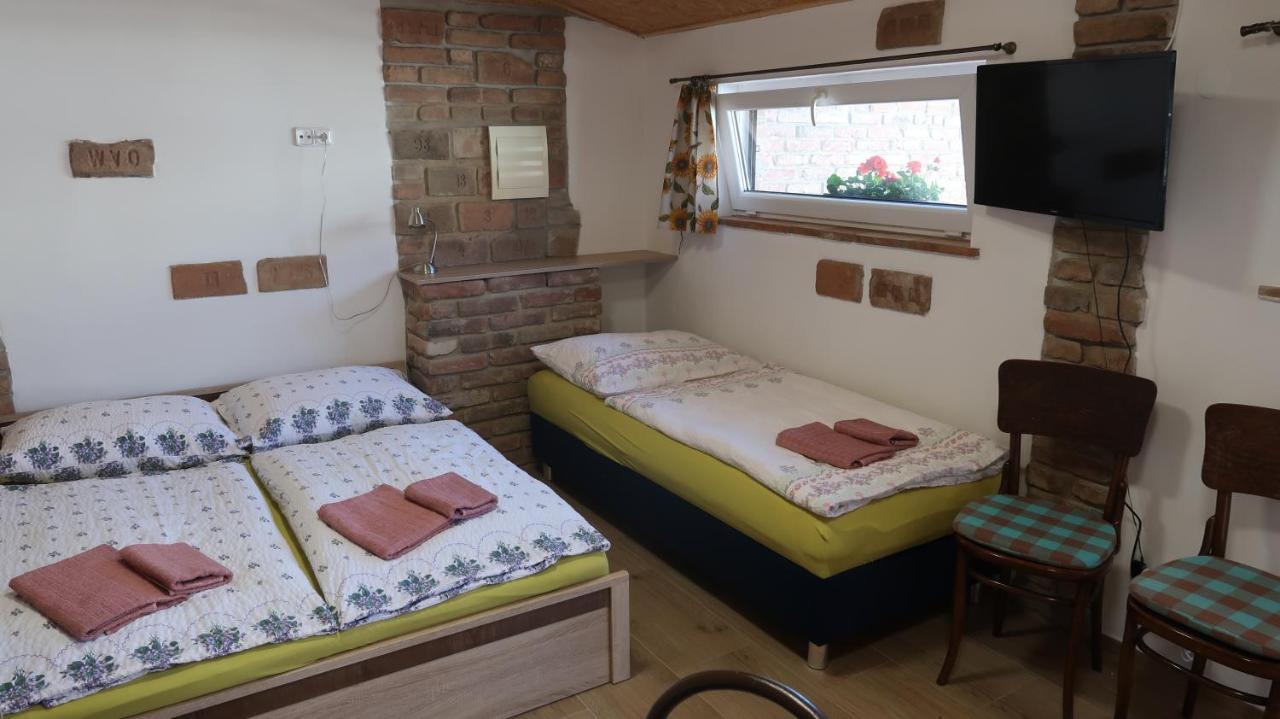 Séjour chez l'habitant Apartman Lanzhot