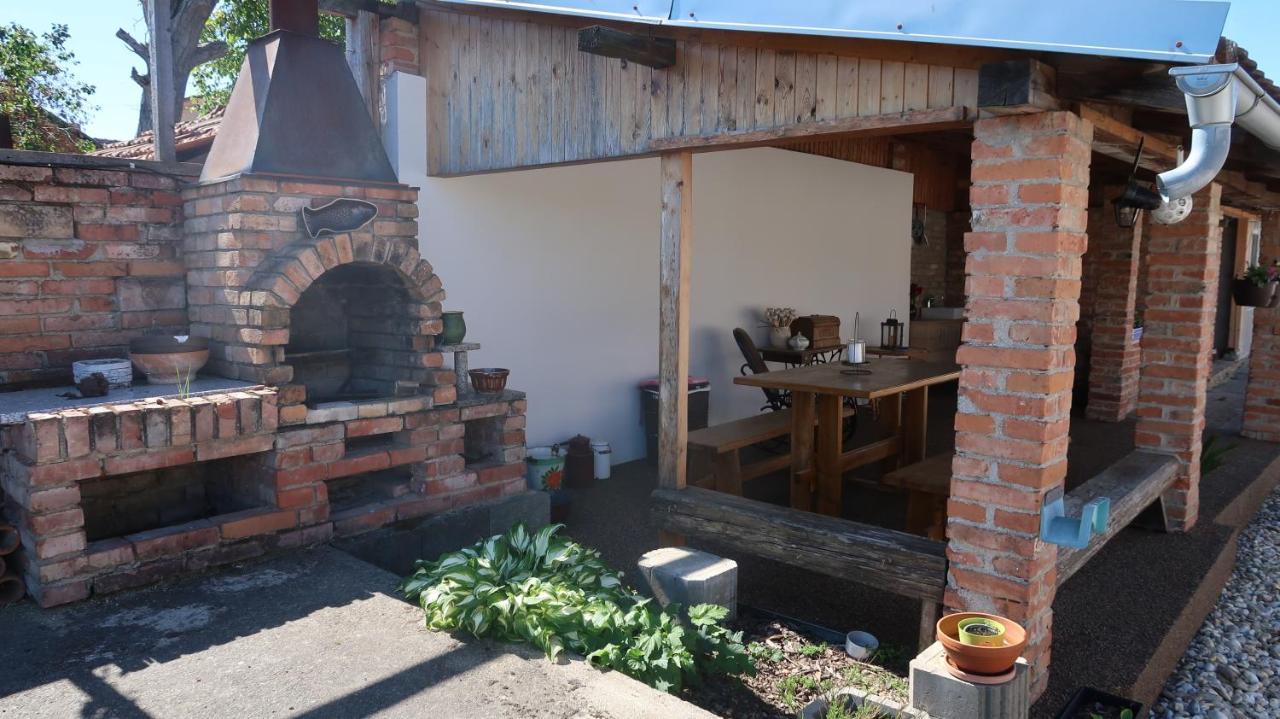 Apartman Lanzhot Homestay