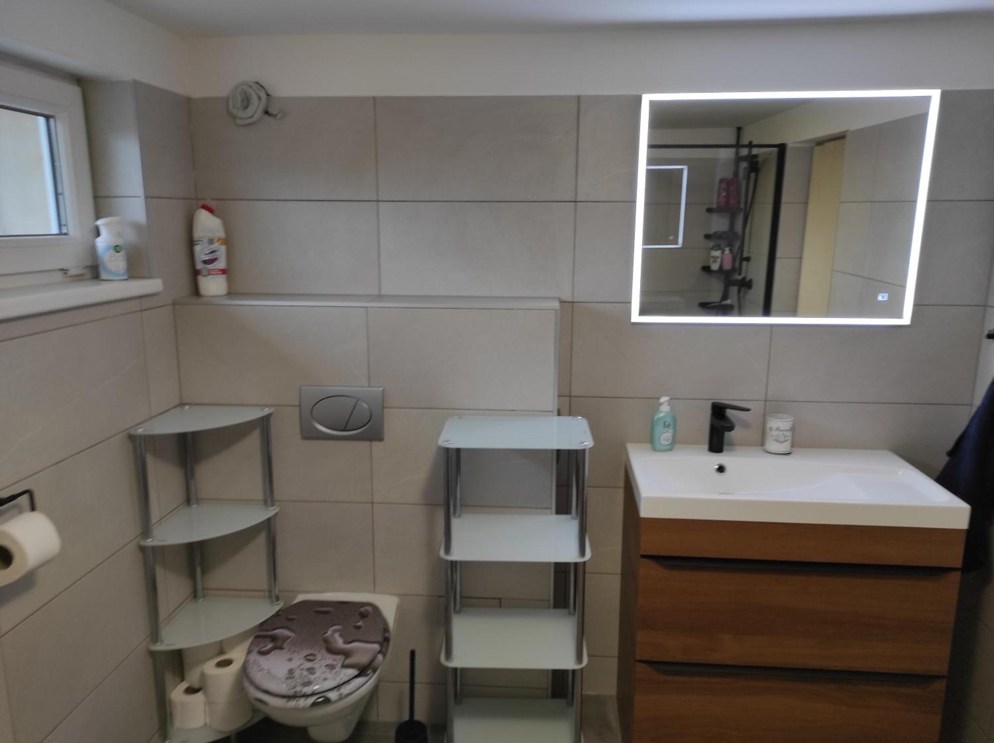 Apartman Lanzhot Homestay *